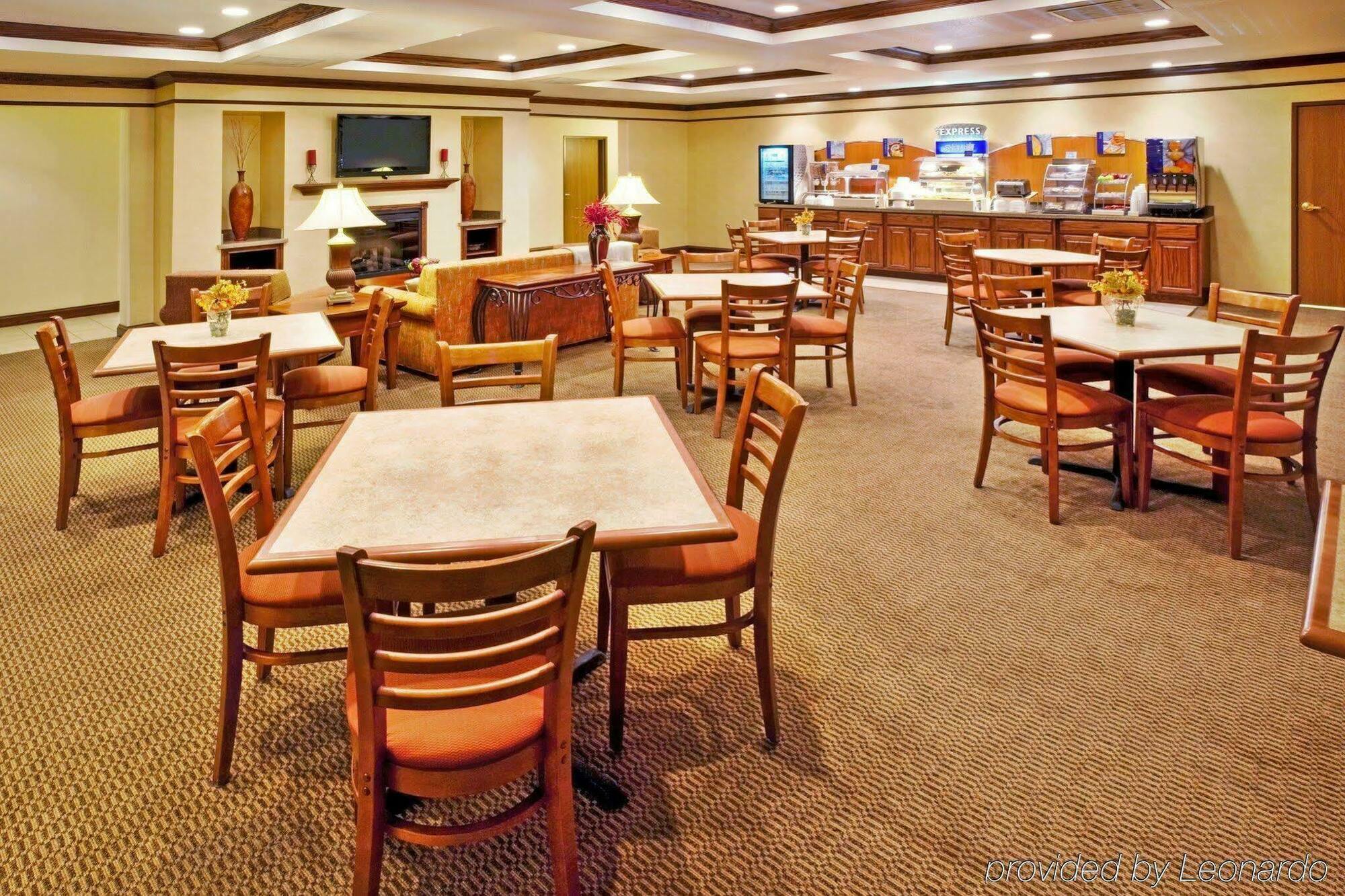 Holiday Inn Express & Suites Jacksonville By Ihg South Jacksonville Eksteriør bilde